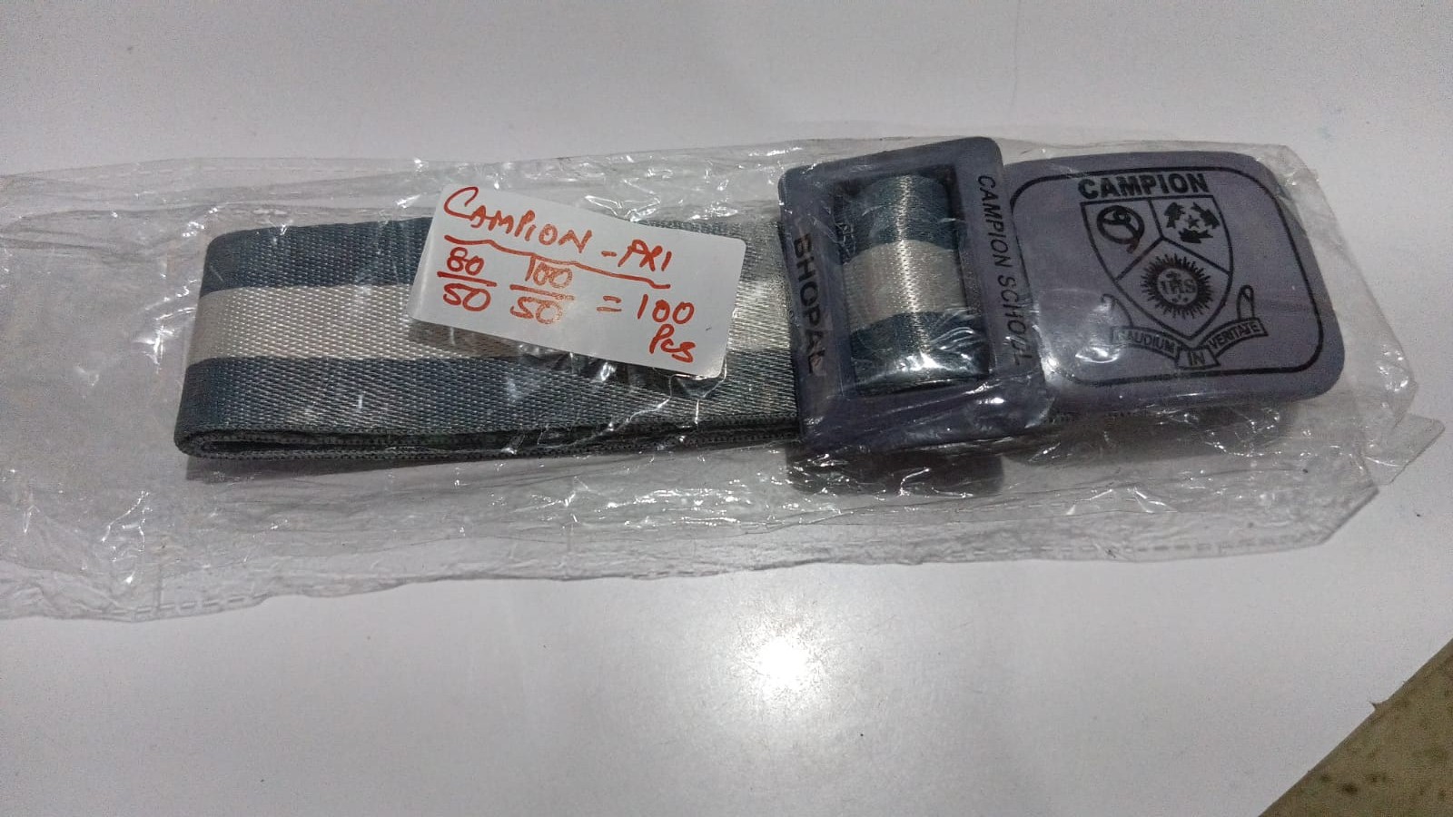44 GREY WHITE GREY (CAMPION)