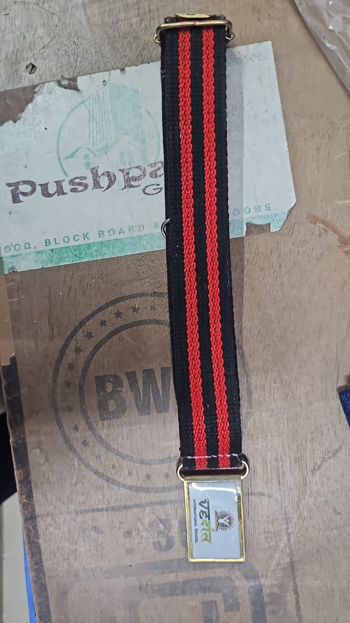 26 3333 22 BLACK /RED/BLACK (VEDANT INTERNATIONAL)