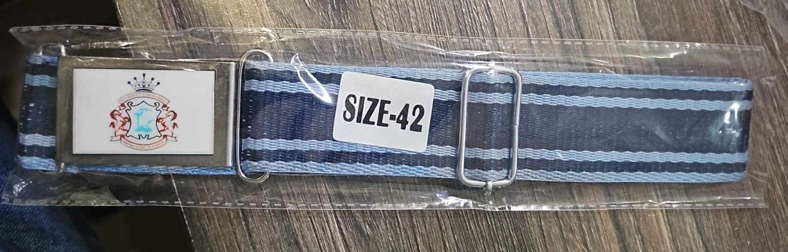 42 2222 11 NAVY 4 SKY PATTI (QUEEN) 